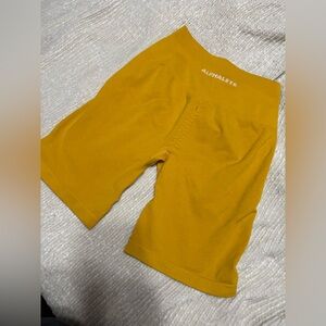Alphalete amplify biker shorts!